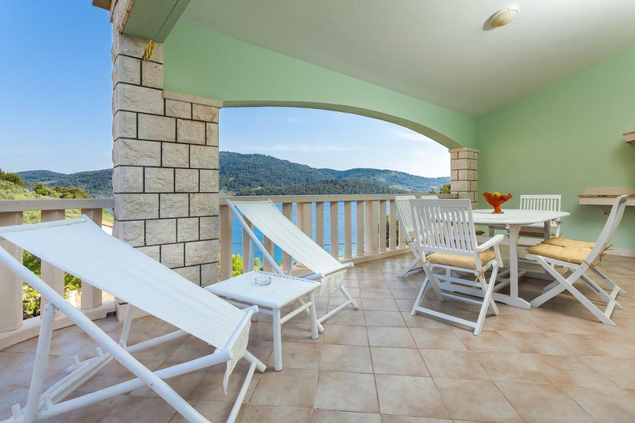 Villa Matic Vela Luka Buitenkant foto