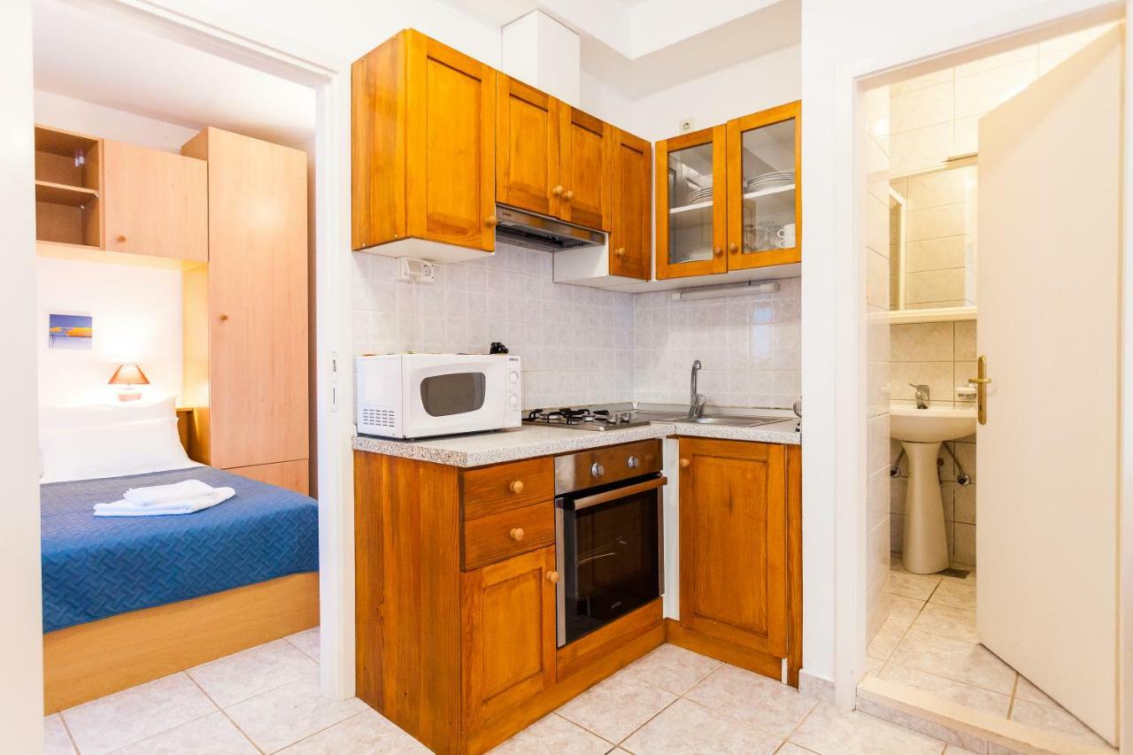 Villa Matic Vela Luka Buitenkant foto