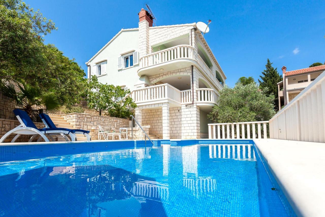 Villa Matic Vela Luka Buitenkant foto