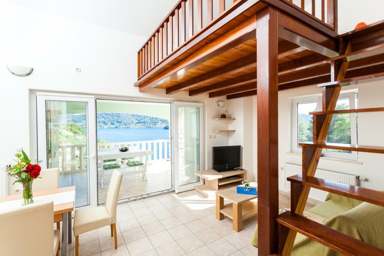 Villa Matic Vela Luka Buitenkant foto