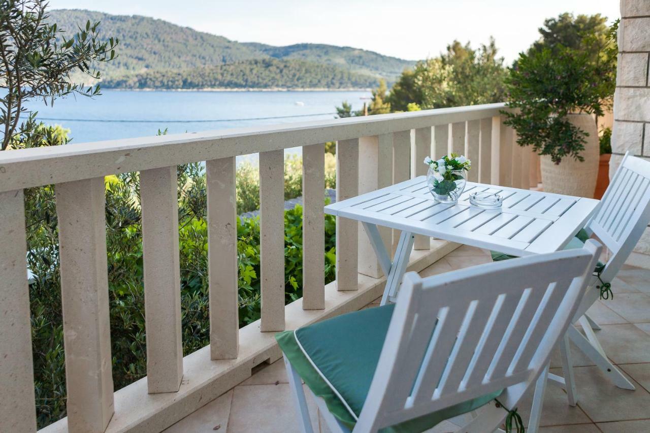 Villa Matic Vela Luka Buitenkant foto