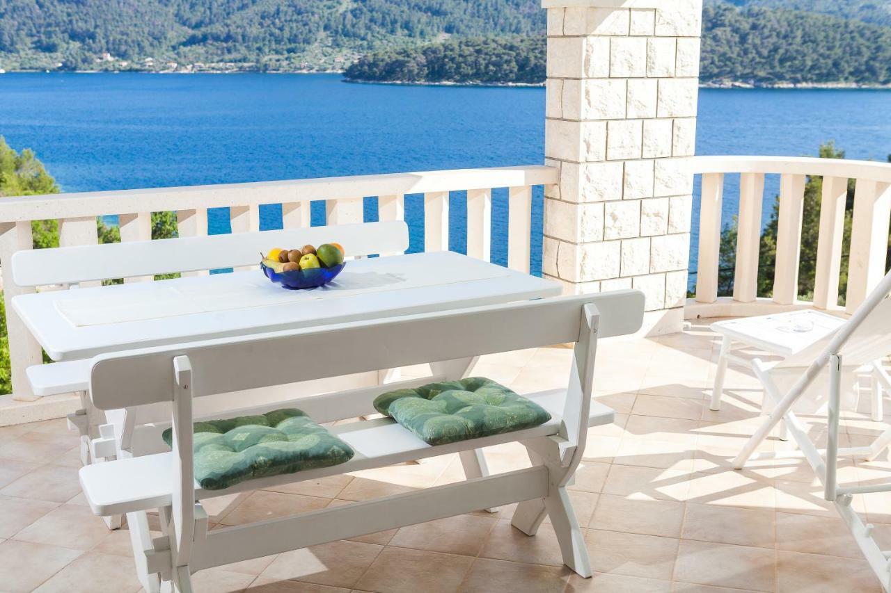 Villa Matic Vela Luka Buitenkant foto