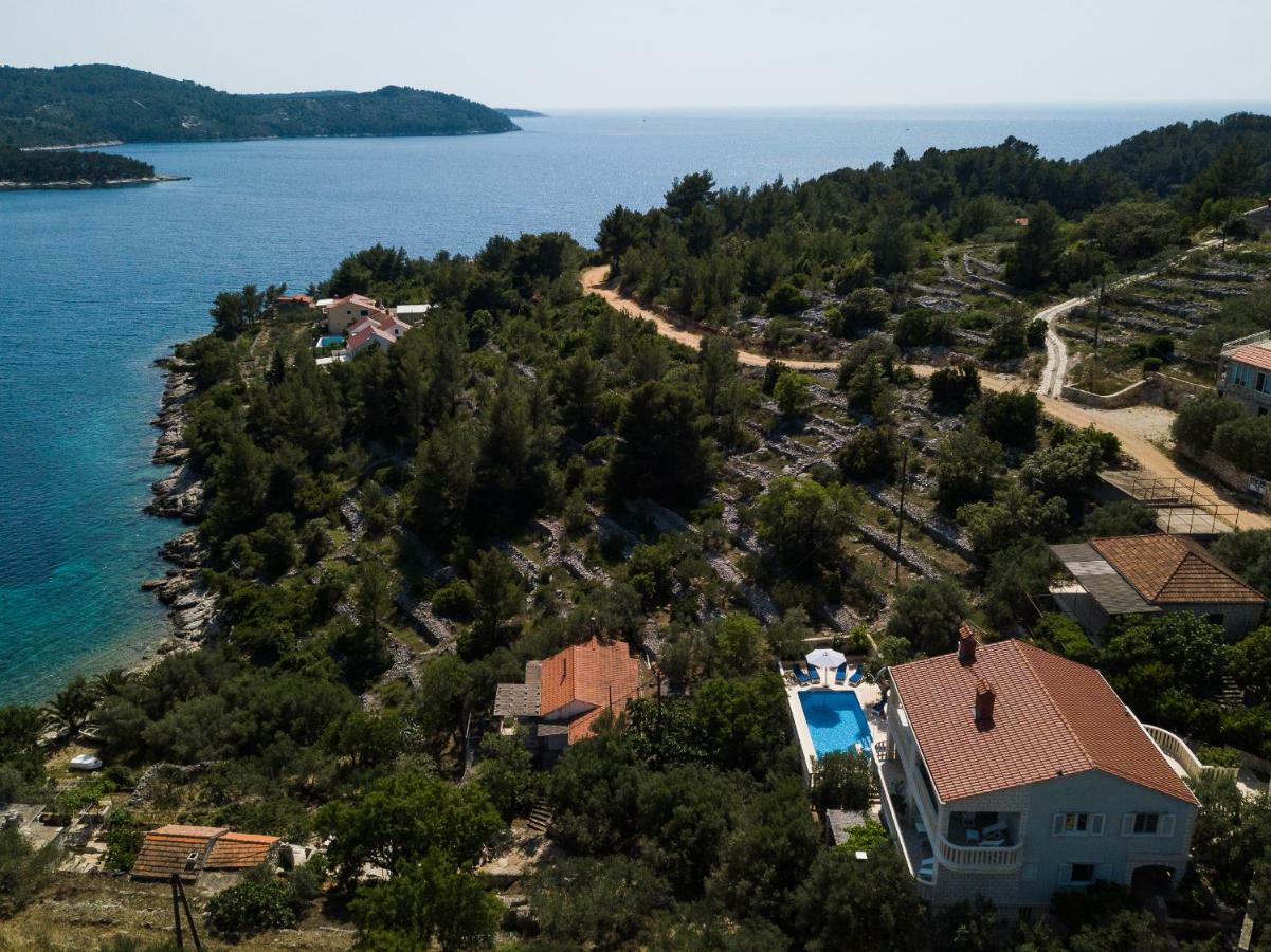 Villa Matic Vela Luka Buitenkant foto