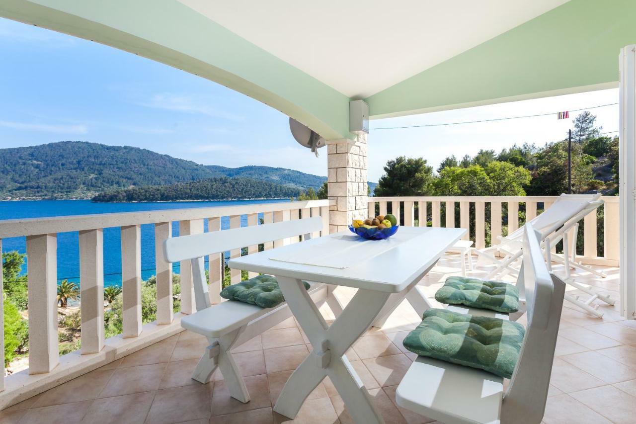 Villa Matic Vela Luka Buitenkant foto