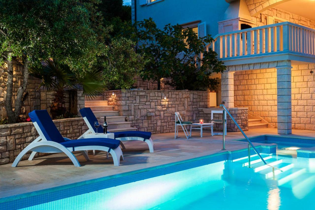 Villa Matic Vela Luka Buitenkant foto
